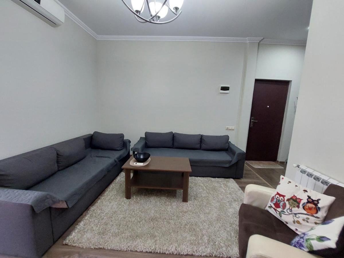 Helen'S House Apartamento Batumi Exterior foto
